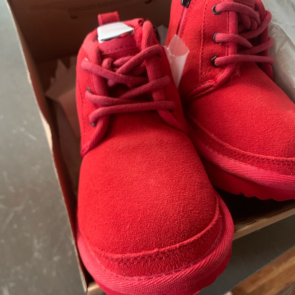 UGG Neumel II Scarlet Boots